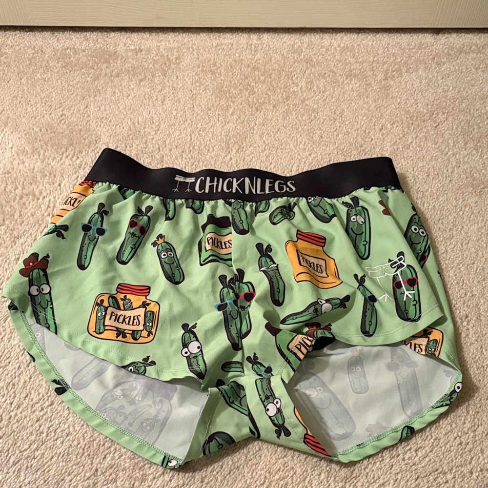 Women’s CHICKNLEGS running shorts
